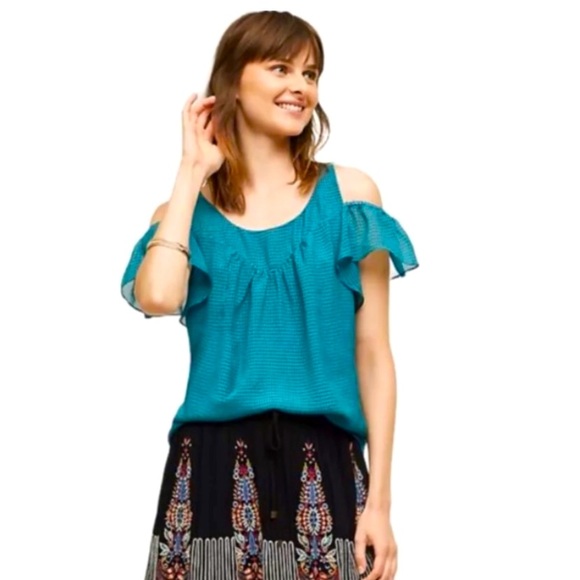 Anthropologie Tops - ANTHROPOLOGIE |Maeve
Gingham Ruffle Cold Shoulder Top size 10P